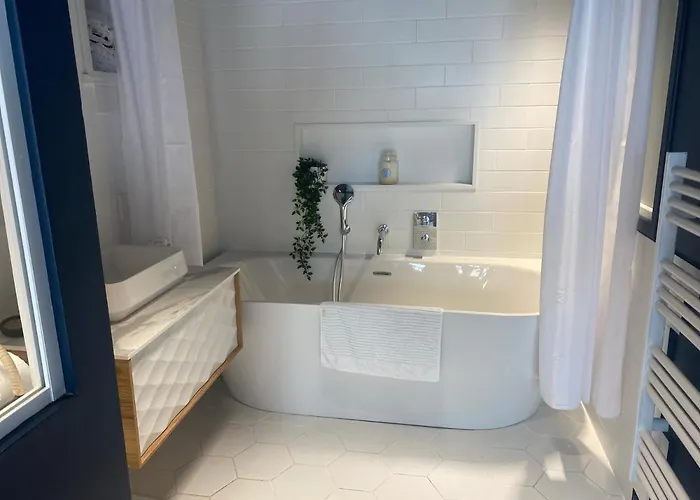 Malira Гюжан-Местрас